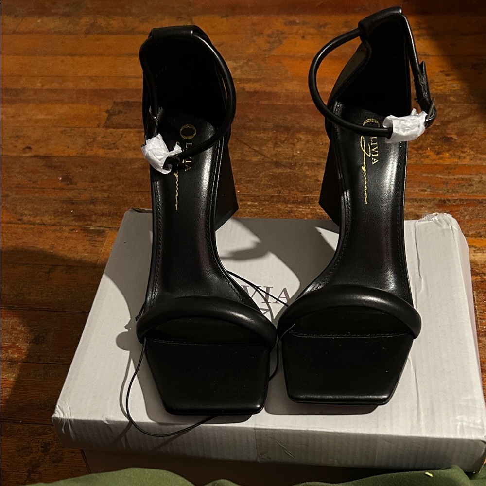 Stylish Black Ankle Strap Heels